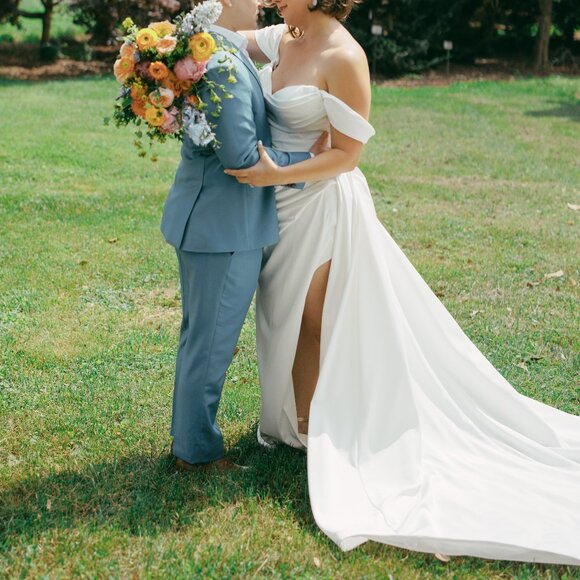 Jane Hill- Huntleigh Wedding Dress Size 13 - Picture 13 of 13